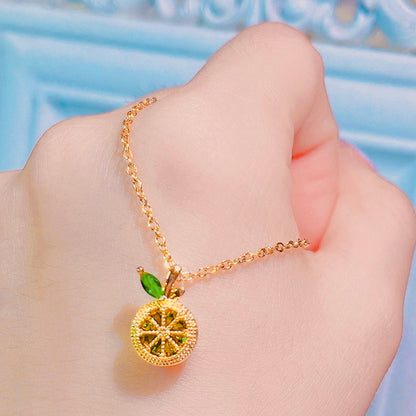 Lemon-shaped green titanium steel simple clavicle necklace💚